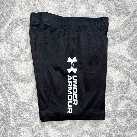 Black Athletic Boy’s Under Armour Shorts - Picture 2 of 4
